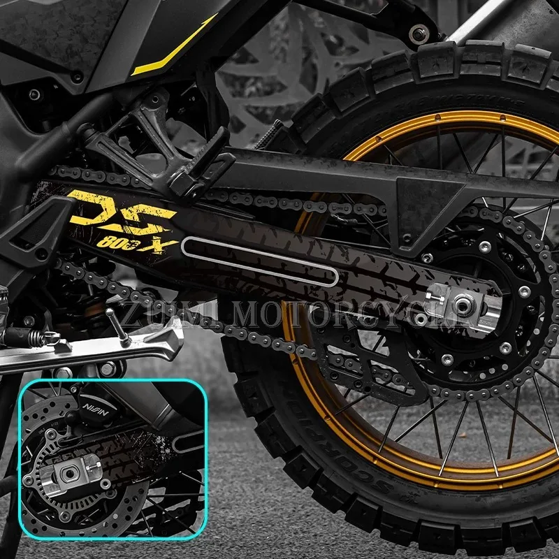 Фото Для модели VOGE DS800X Rally 2025-2026: защитная наклейка на задний маятник, водонепроницаемая декоративная наклейка, элемент для модификации. №4