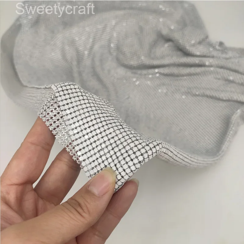 Белый цвет 2023 модная Гибкая Металлическая сетчатая ткань с блестками для одежды