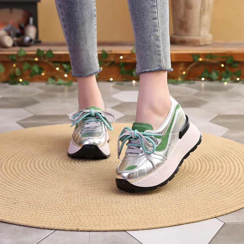 Женские кроссовки из натуральной кожи 3 цвета