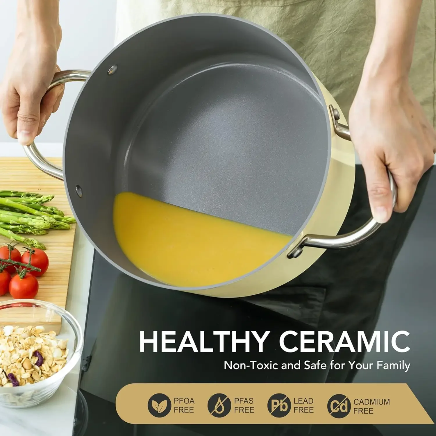 Керамическая кастрюля 5 литров бежевого цвета