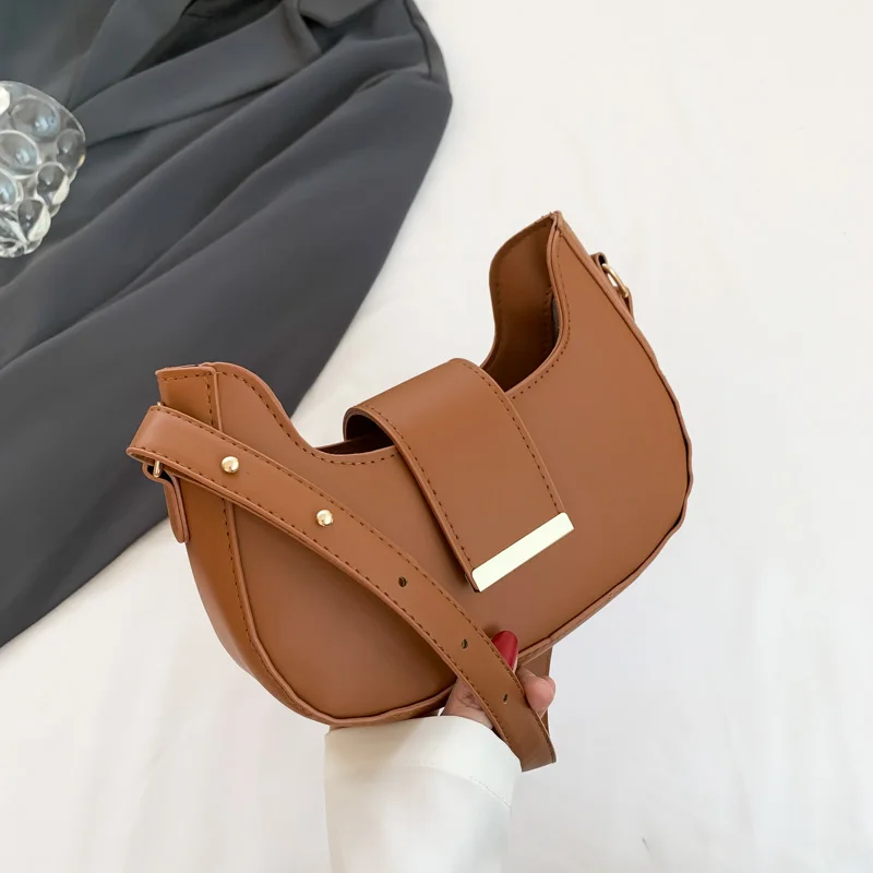 

Fashion Design Tote Bags for Women Luxury Half Moon Hobo Bag Lady Brand Shoulder Bags PU Leather Armpit Clutch Handbag and Purse