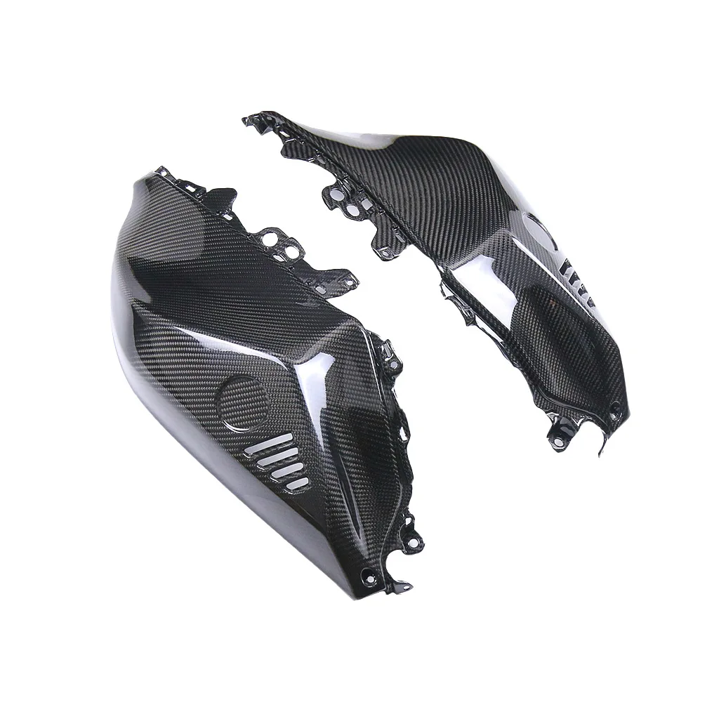 

Carbon Tank Fairing for Yamaha YZF-R7 2022+