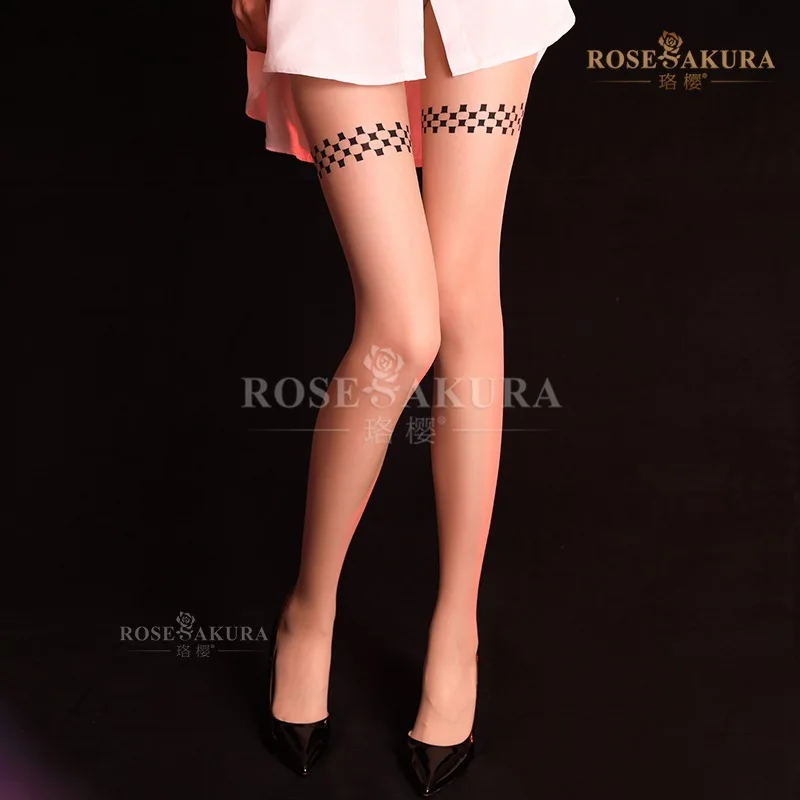 Бархатные пикантные колготки с открытой промежностью произвольной огранкой