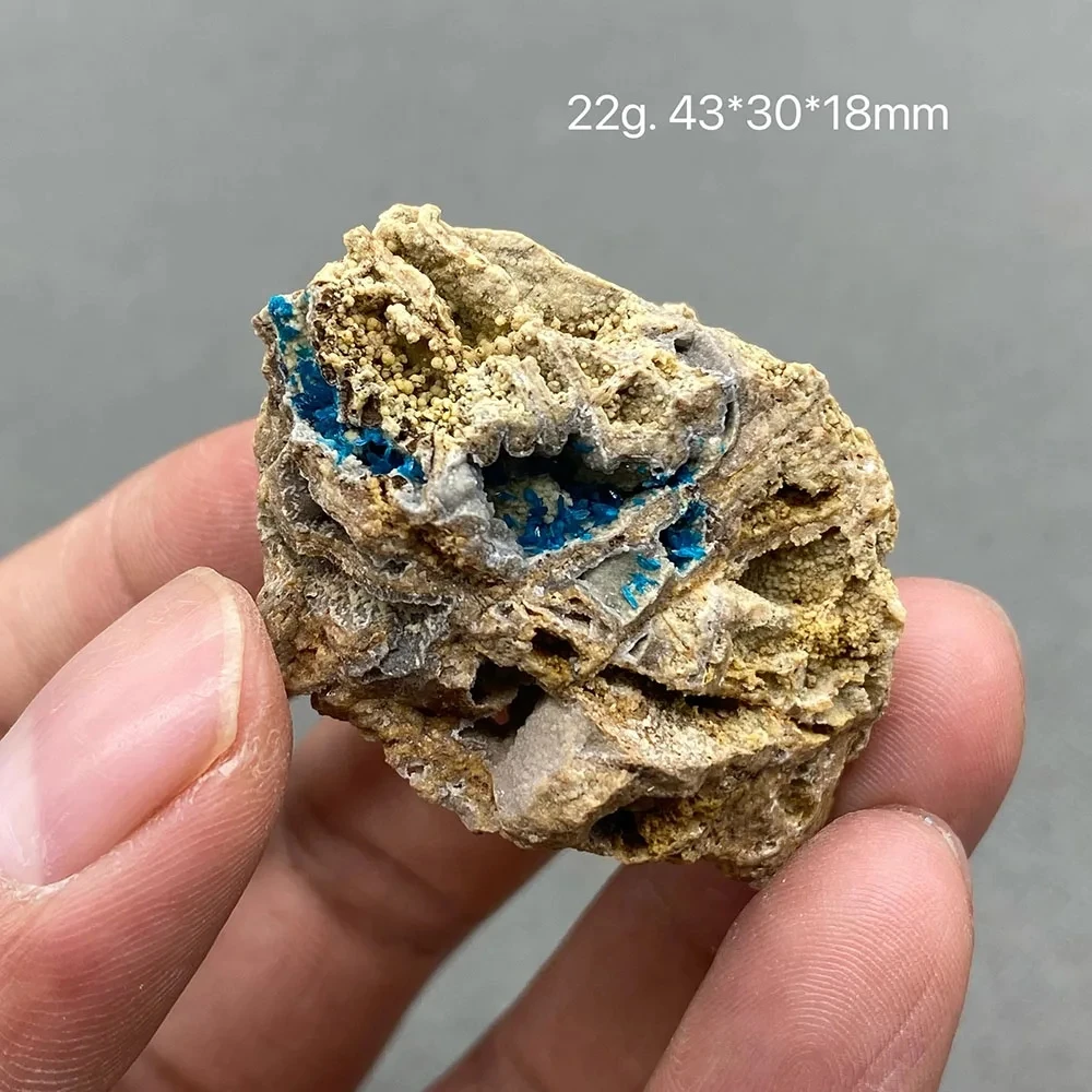 

Подвеска из натурального кристалла Веселита TEGSTGKW