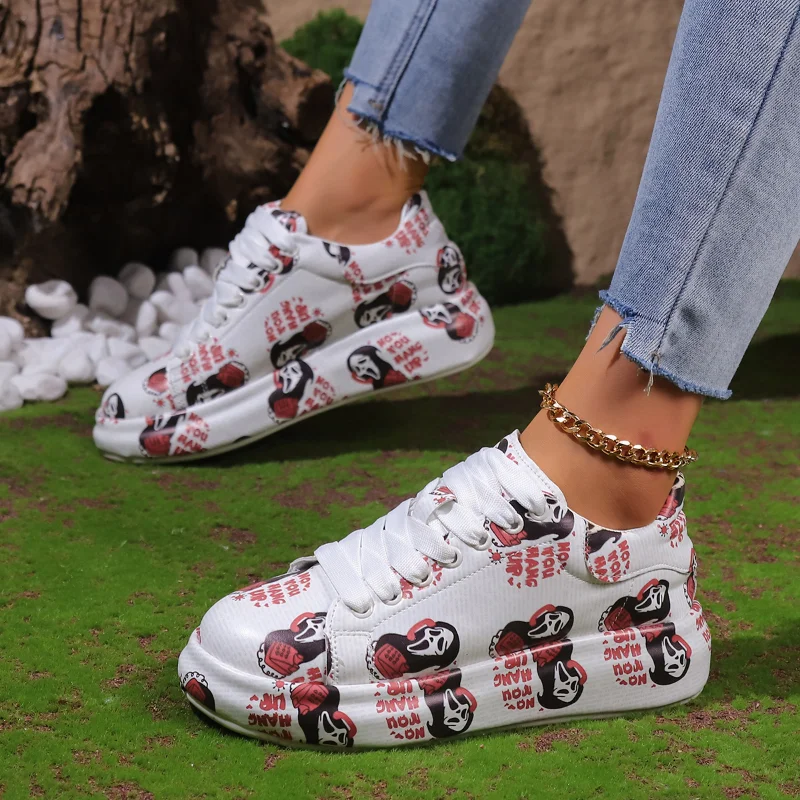 

Platform Women's Sneakers New Ladies Hand Painted Graffiti Fashion Design Skateboard Casual Shoes Low Top Vulcanized Shoes