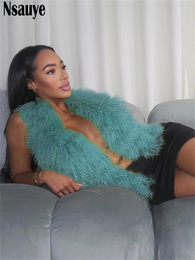 Женский жилет из искусственного меха