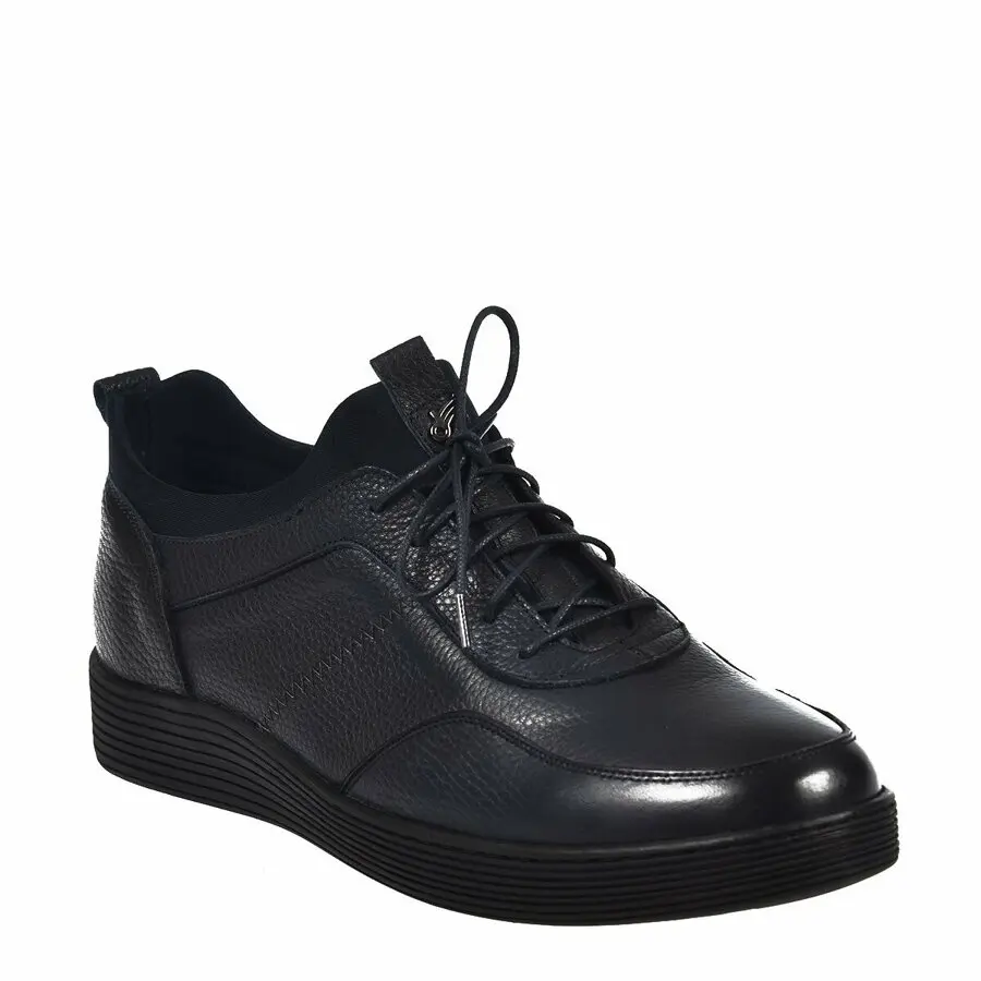 

Men Casual Shoes