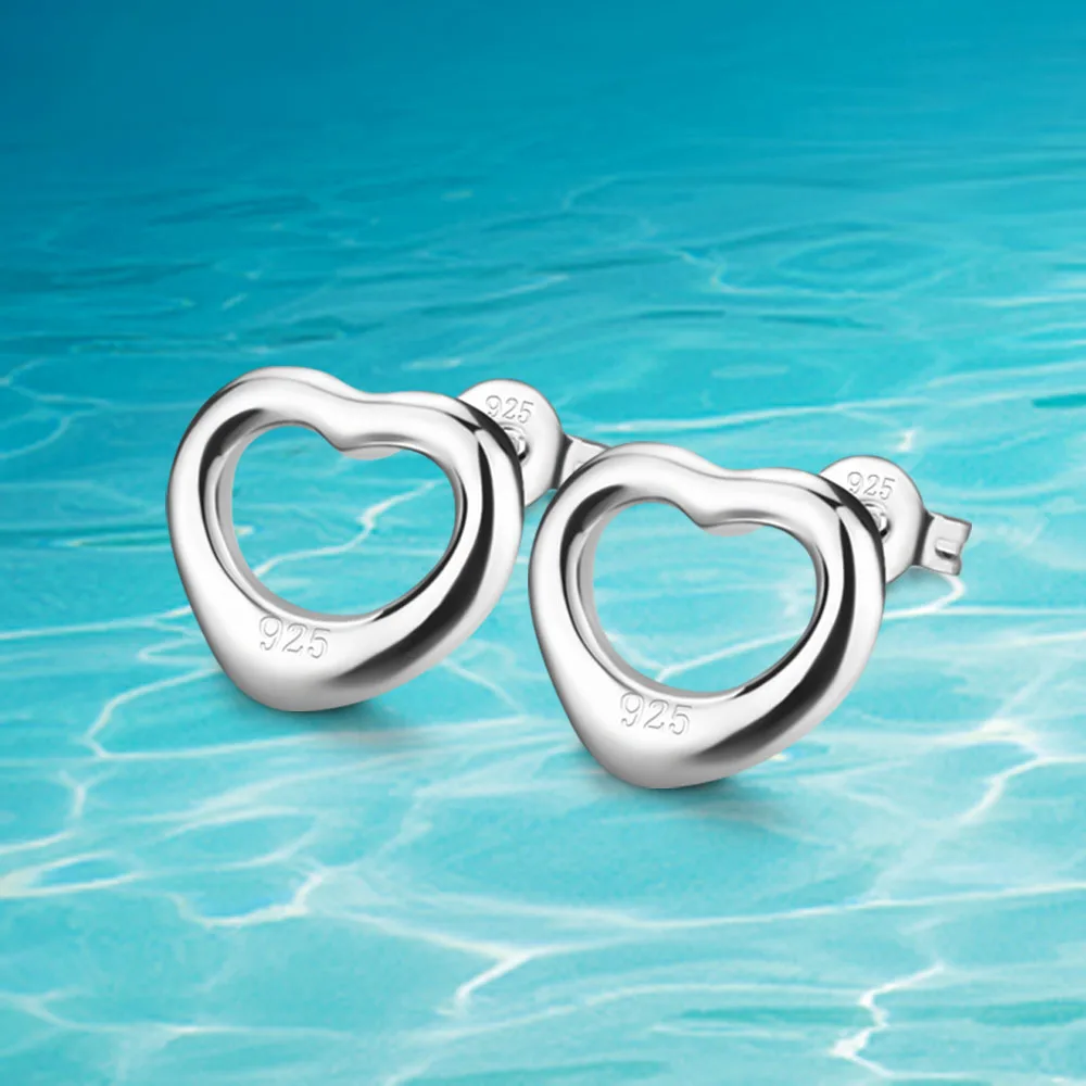 

Женские серьги-гвоздики в виде сердца, из серебра 925 пробы