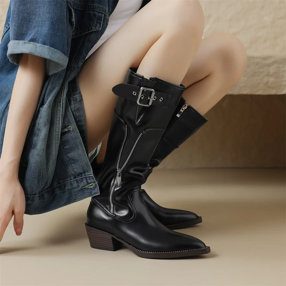 Женские сапоги до колена из натуральной кожи на танкетке с плюшевой подкладкой