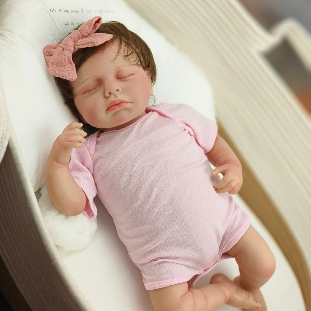 Кукла новорожденная Реалистичная мягкая на ощупь 48 см