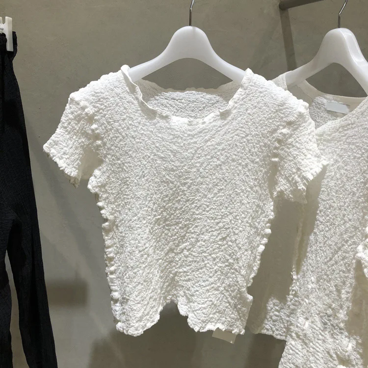 

Высококачественная летняя и весенняя женская новая приталенная плиссированная футболка с круглым вырезом, подходящая ко всему футболка с ...