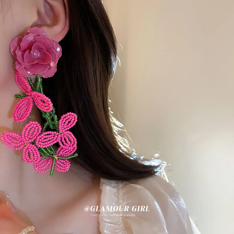 

Silver Needle, Exaggerated Atmosphere In Europe And America, Rice Beads, Flowers, Tassel Earrings, Bohemian Style