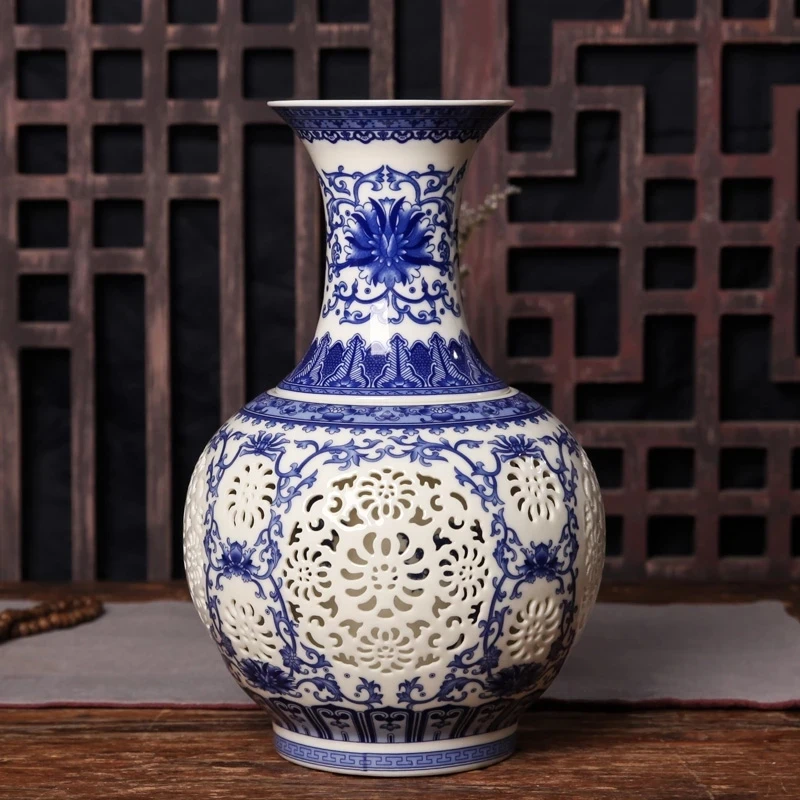 

Chinese Hollow Ceramic Vase Blue And White Pierced Vase Jingdezhen Porcelain Flower Vase Lving Room Diviecoration