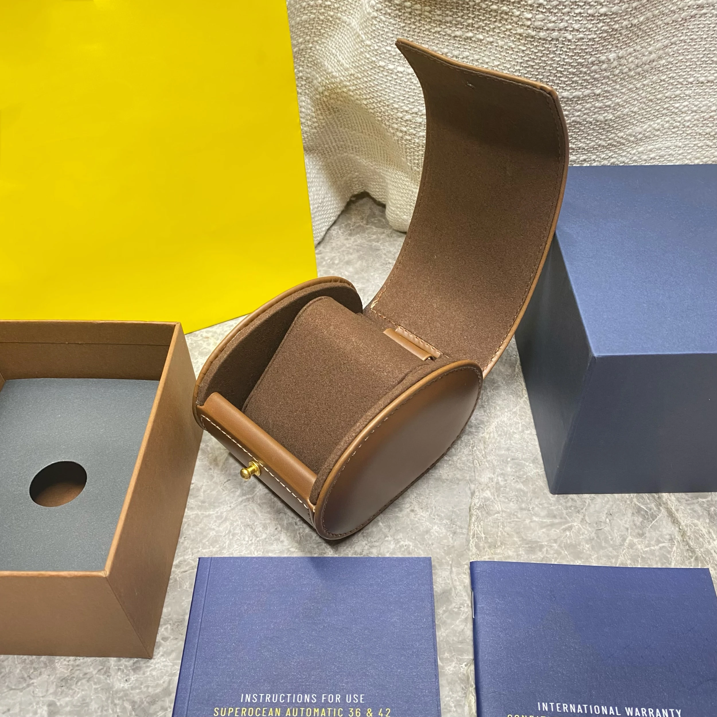 Factory Supplier Brown with Original Wooden Btling Watch Box Luxury Brand with Papers Card Can Customization AAA Watche