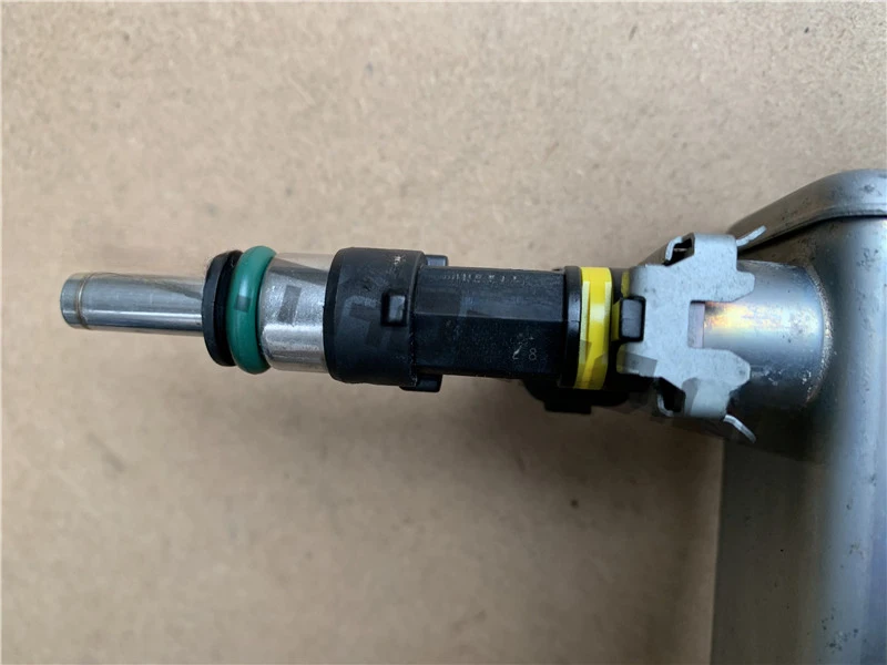 Адаптированный новый и старый топливный инжектор Outlander 4J12 Lancer 2 0 ослепительный ASX