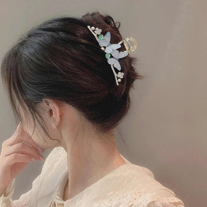 

New Butterfly Hair Claw Clip Crystal Pearl Flower Hairpin Fashion Elegant Hairpins Horsetail Headwear for Women Hair Accessories