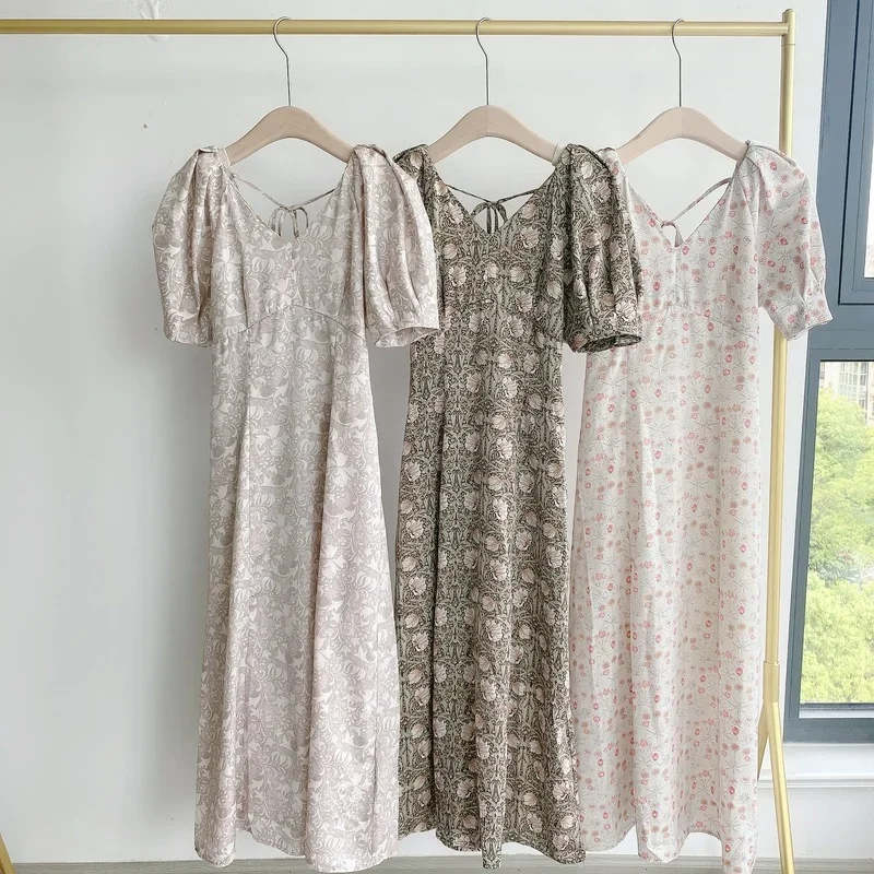 Элегантное кружевное платье с открытой спиной на шнуровке тонкая линия миди