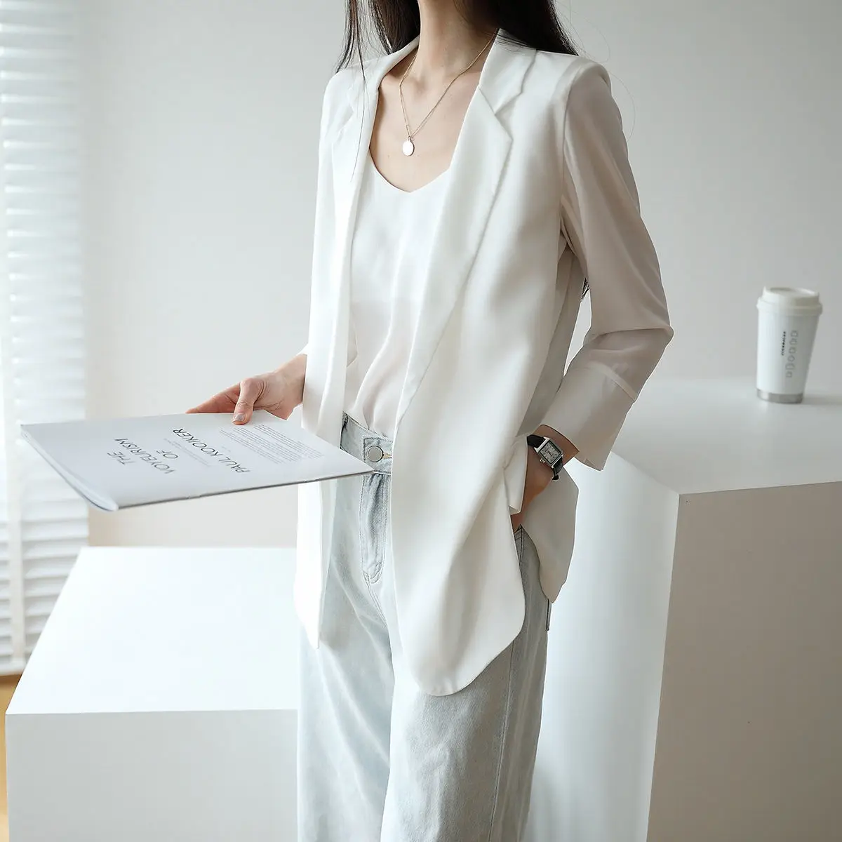 Chiffon Suit Jacket Women 2023 Summer New Korean Version of Loose White Thin Medium and Long-sleeved Sunblock