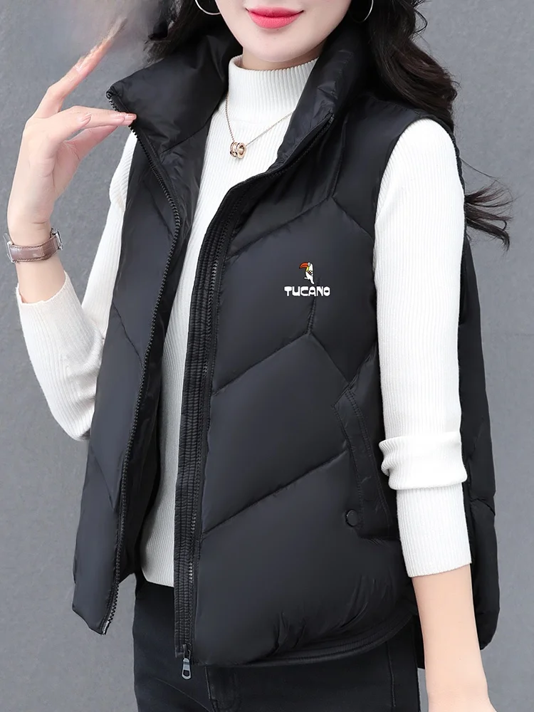 Женский пуховый жилет с дятлом на хлопковой подкладке новинка 2024 зимняя мода