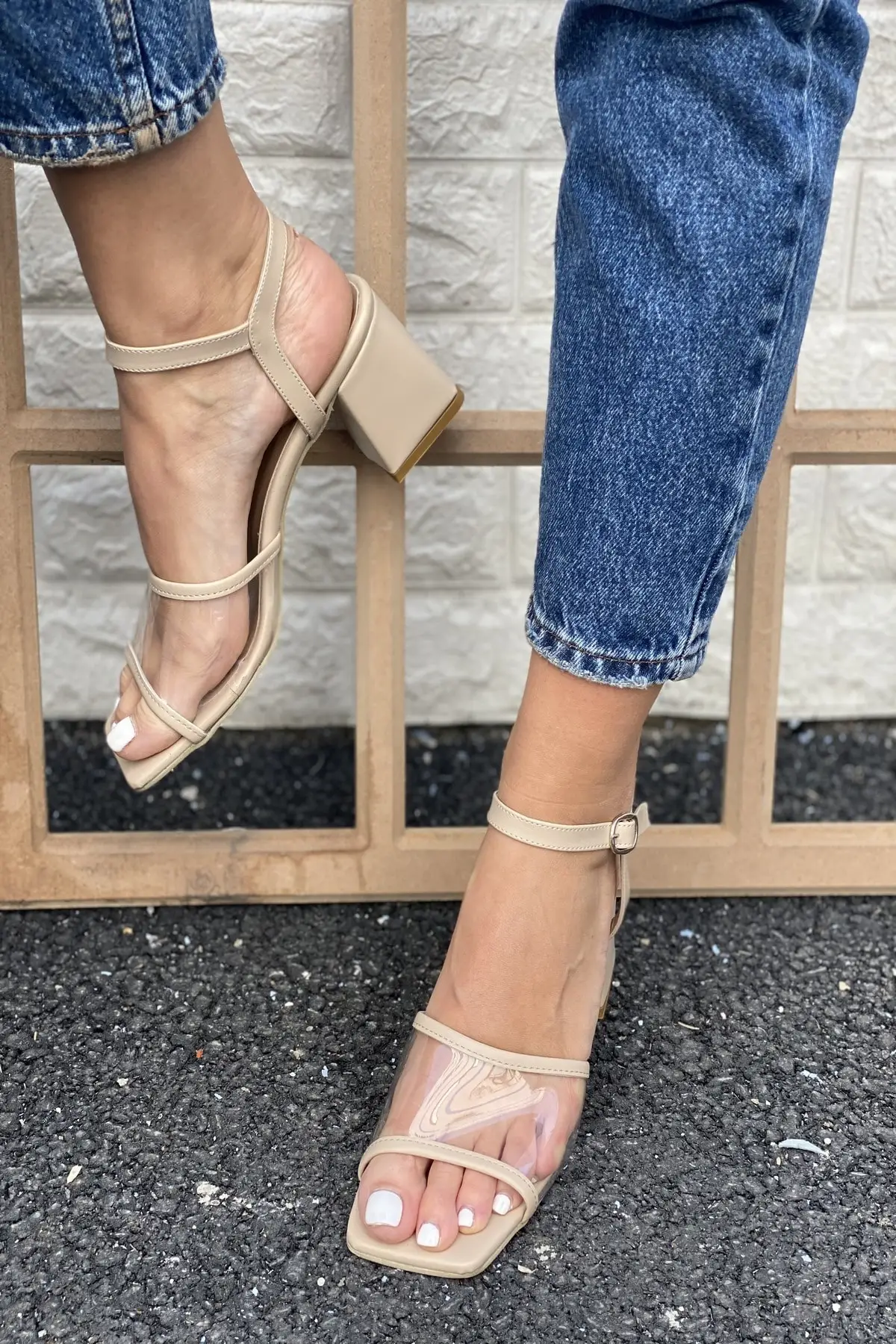 

Women's skin Heels shoes