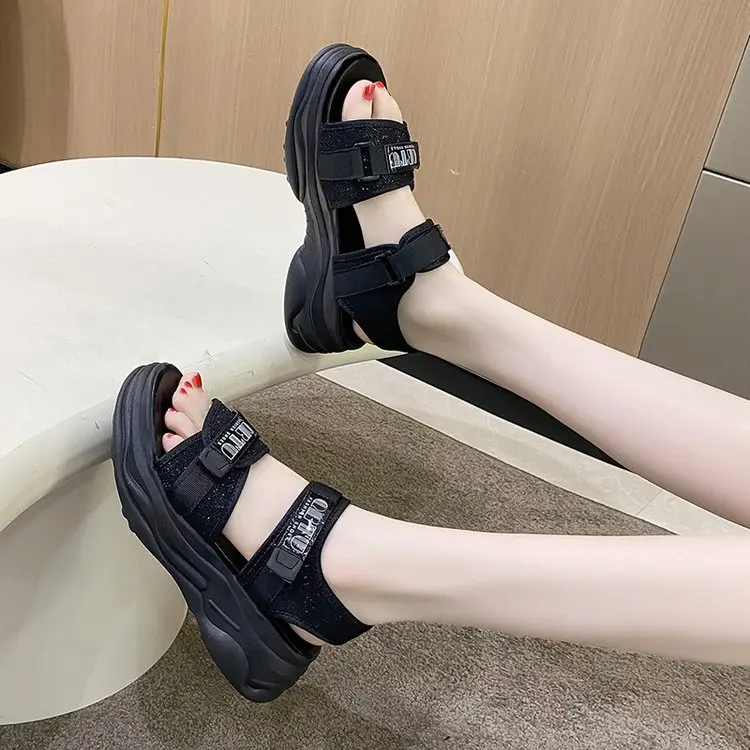 Spring 2023 new fashion casual beach shoes flat rubber casual sandals