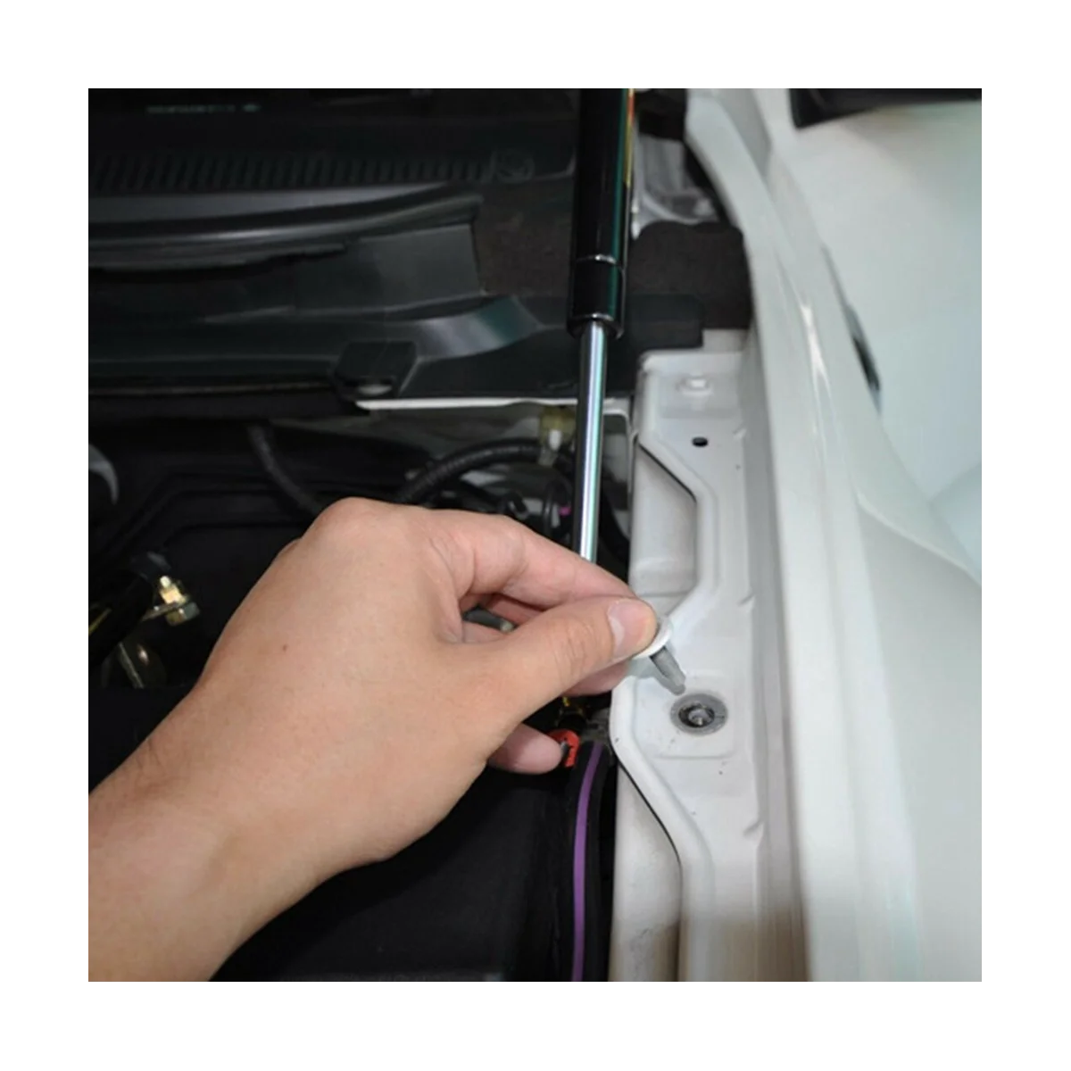 Передний пружинный подъемник амортизатор для 2009-2021