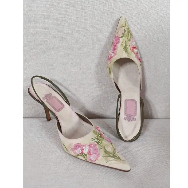 

Embroidered Pointed Thin Heel High Heels 2023 New Summer Shallow Cut Hollow Out Single Shoe Women's Sandals