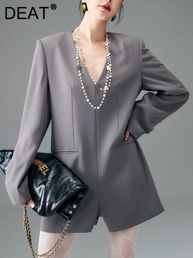

DEAT Fashion Women's Jumpsuit Loose V-neck Full Sleeve Pockets Wide-leg Gray Short Playsuits Autumn Female 2023 New Tide 7AB128