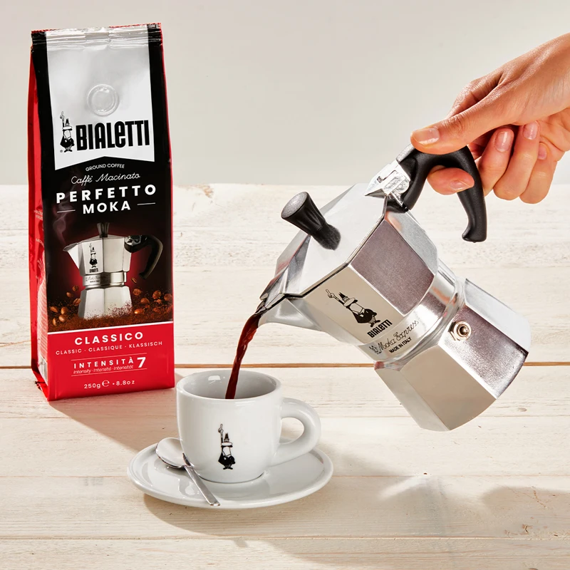 Гейзерная кофеварка Bialetti Moka Express 3 порции |