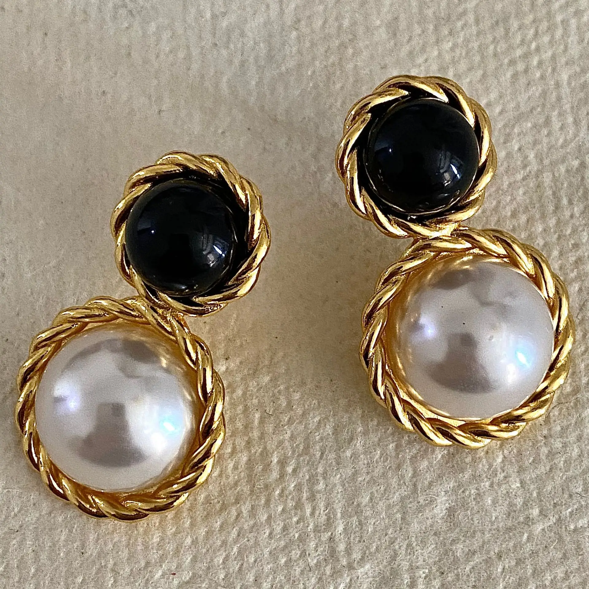 

Round gourd color matching ladies temperament all-match ladies brass earrings