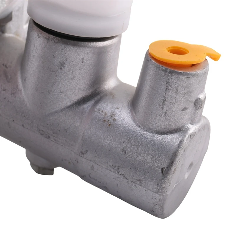 Главный тормозной цилиндр автомобиля 47201-12680 для Toyota Corolla AE101 EE101