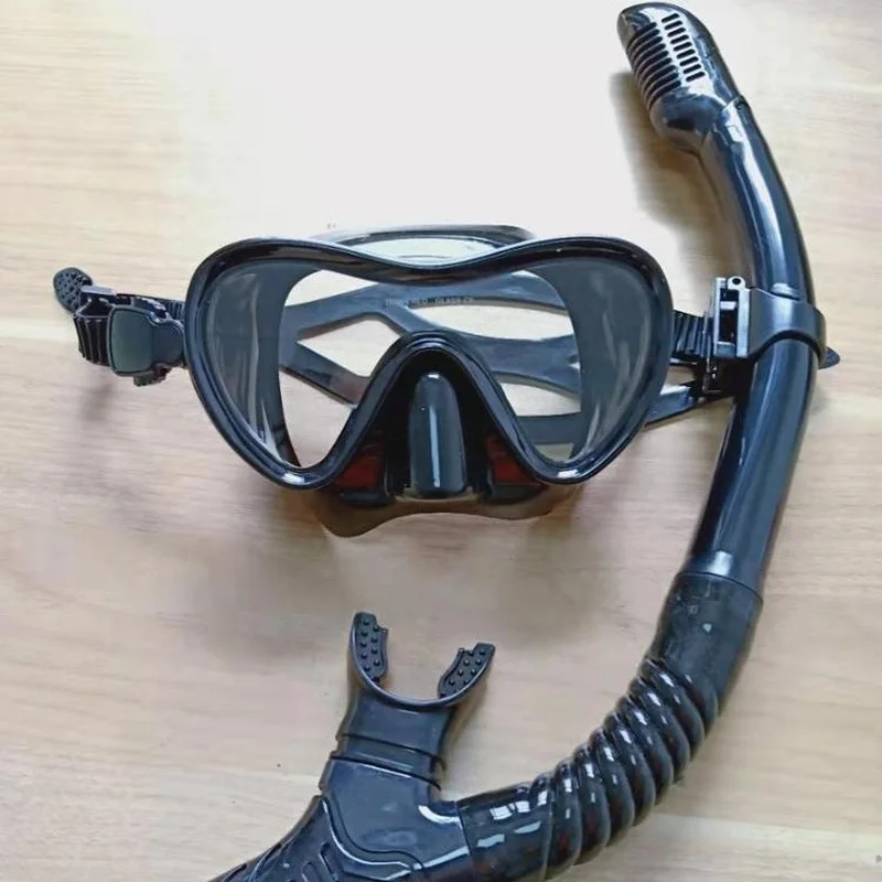

Hot-selling training of diving equipment Silica gel new diving mask snorkeling suit