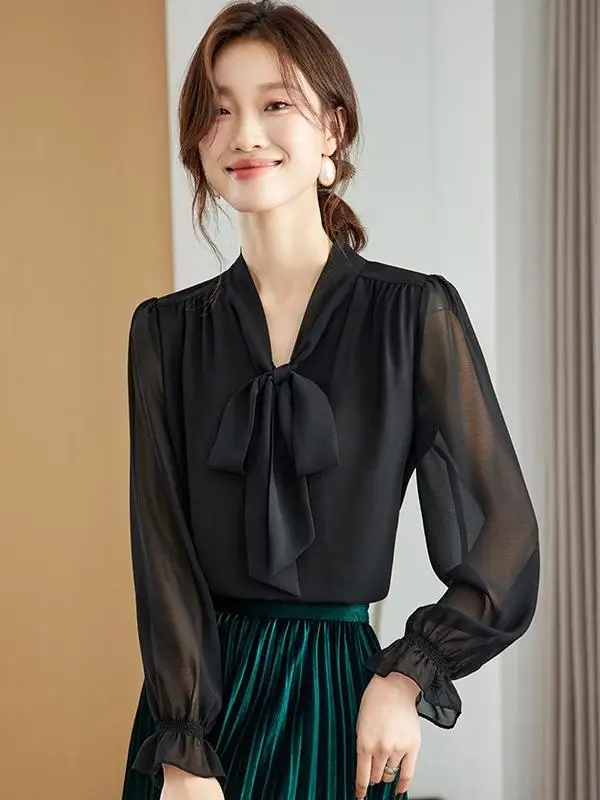 Подлинные товары белый воротник новинка 2024 осенняя свободная шелковая рубашка с