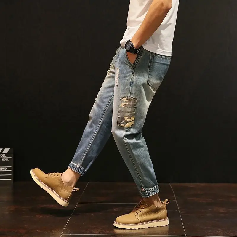 Retro Nostalgic Jeans Men's Loose 2022 Spring All-match Hole Tooling Men's Tide Brand Nine-point Pants Trend Mens Jeans