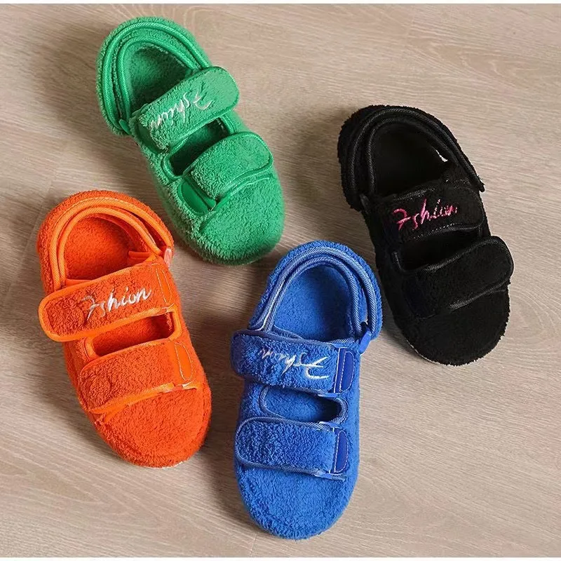 Plush Sandals for Women 2023 New Fashion Platform Shoes Retro Flat Fluffy Furry Casual Shoes Female Light Round Toe Sandalias