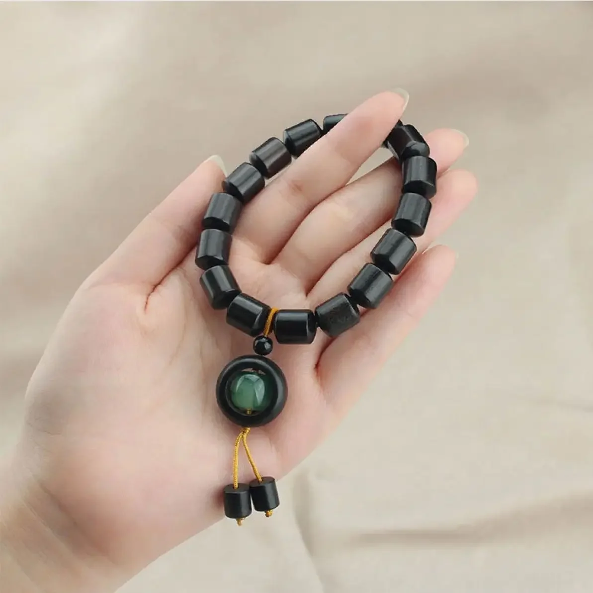 Креативный этнический браслет из черного дерева с бегового кольца уникальный