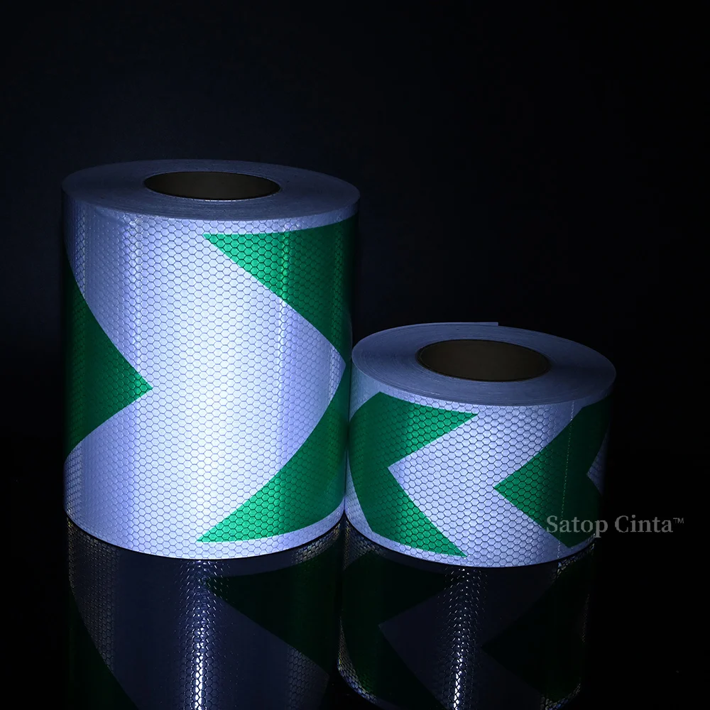 Светоотражающая лента со стрелками белая зеленая 8 дюймов 10 м фотолента