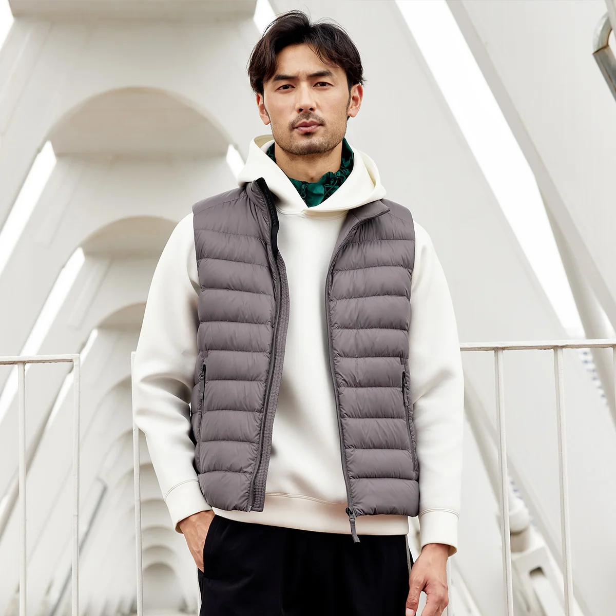 TANBOER Filling Power 600+ Anti-wrinkle Winter Vest Packable 90% Duck Down Sleeveless  Jakcet TF216023