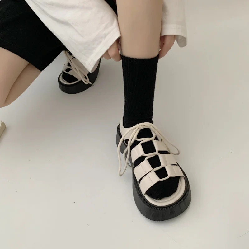 

Women Platform Sandals 2023 New Summer Lace Up Hollow Roman Sandals Fashion Design Solid Color Women Shoe Casual Flats Sandalias