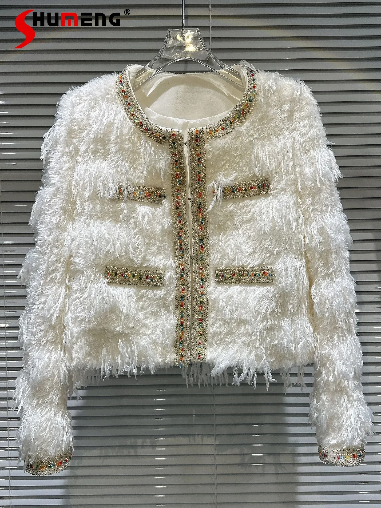 

New 2023 Women's Fall Winter Fashion Color Rhinestone Collar Feminine Short Coats Outerwears Warm Long Sleeve Loose Jackets