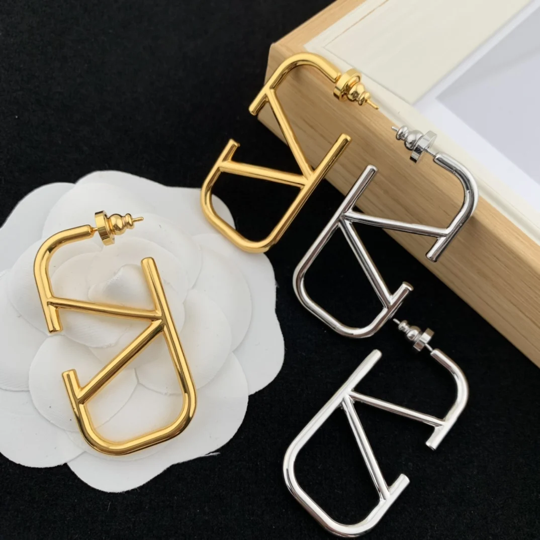 

European and American fashion retro pearl patchwork necklace
