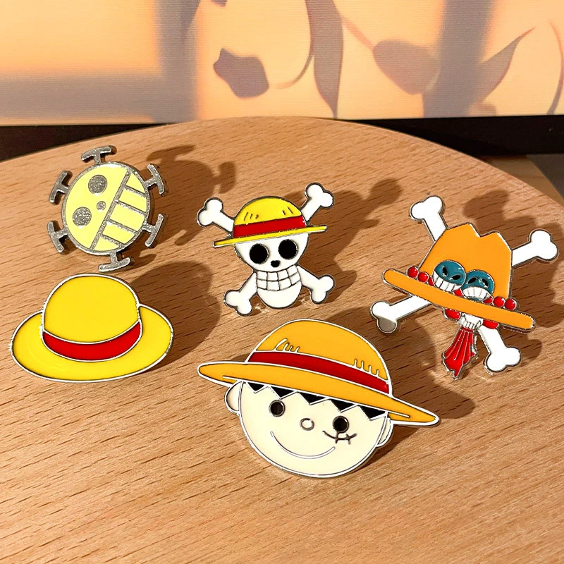 

One Piece Cartoon Brooch Fashion Hat Luffy Anime Figures Luffy Zoro Sanji Action Metal Badge Jewelry Backpack Decorate Toys Gift