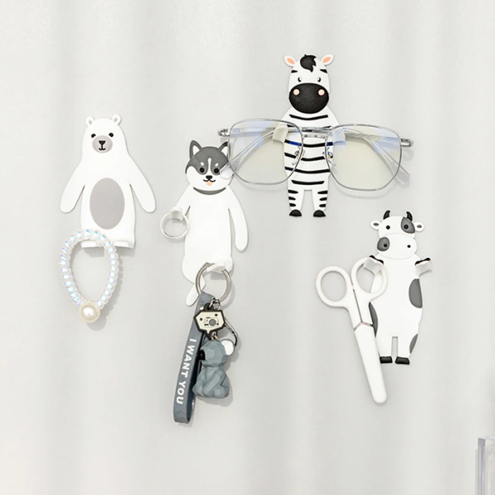 

Cute Animal-Shaped Reusable Hook