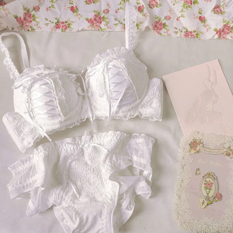 White Japanese sweet girl French court Lolita lace gathered bra gather thickened no steel ring underwear set cute bra set kawaii