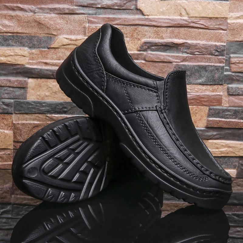

Men's Chef Shoes New Non-Slip Kitchen Workwear Shoes Lightweight Loafers Cooking Waterproof Oil-proof Stain Resistant Sneakers