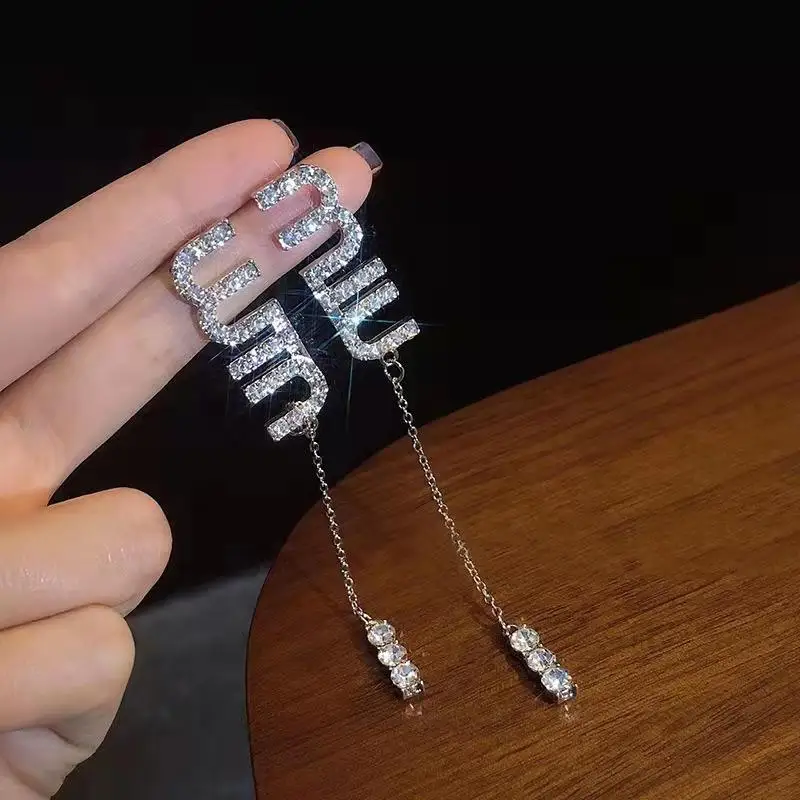 

Full Diamond Letters Long Tassel Female Korean Temperament Chain Personalized Design Sense Earrings Silver Needle