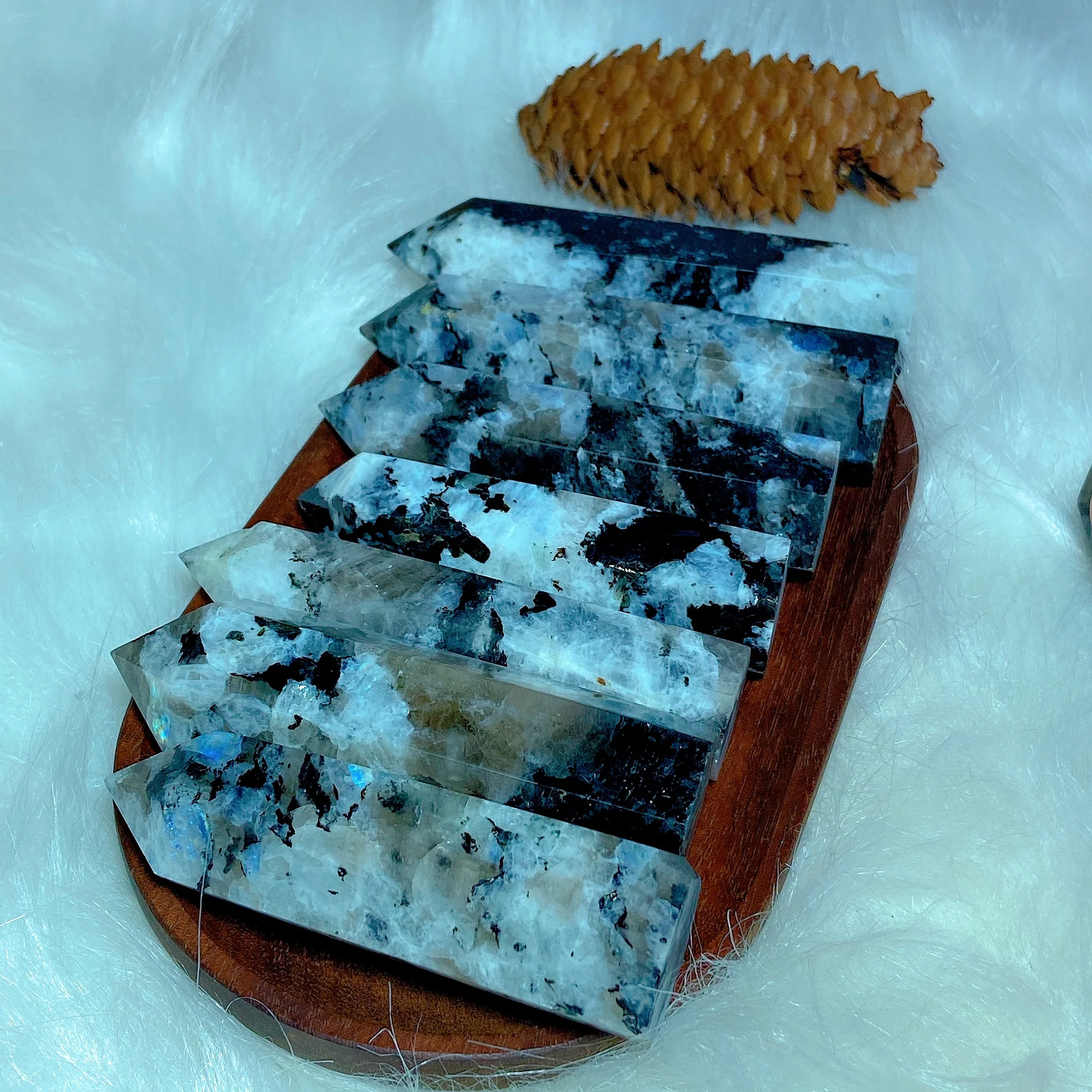 Натуральный кристалл