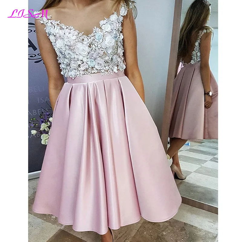 Купи Pink V-Neck 3d Applique Short Prom Dress A-Line Satin Homecoming Dress Elegant Sleeveless Evening Party Gowns за 5,502 рублей в магазине AliExpress