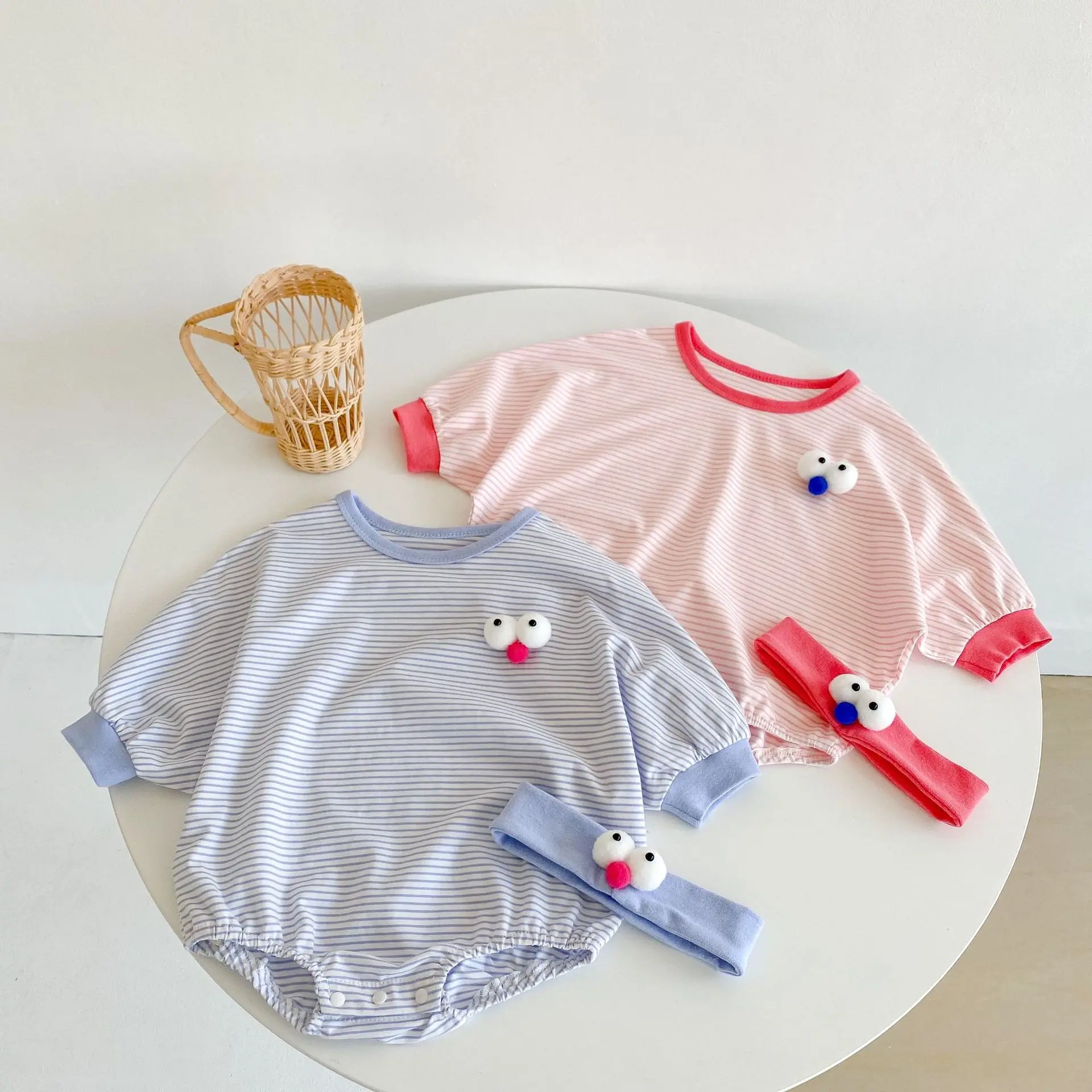 

2022 Wholesale Summer Cute Baby Jumpsuit Baby Girls 100% Cotton Short-sleeved Striped Jumpsuit with Big Eyes