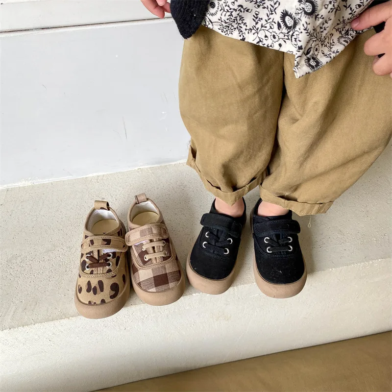 

2022 Spring and Autumn Single Shoes Velcro Breathable Canvas Causal Shoe Non Slip Soft Sole for 1-8 Years Old Boys and Girls
